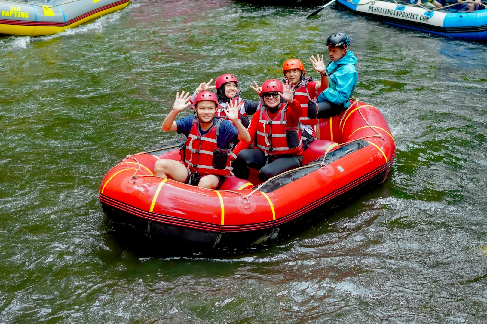 Denio Outbound Indonesia - Rafting 02