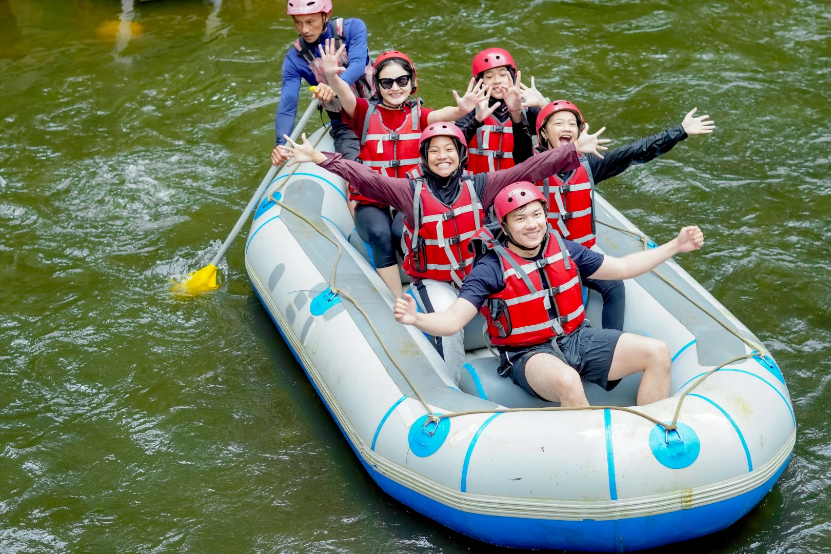 Denio Outbound Indonesia - Rafting 04