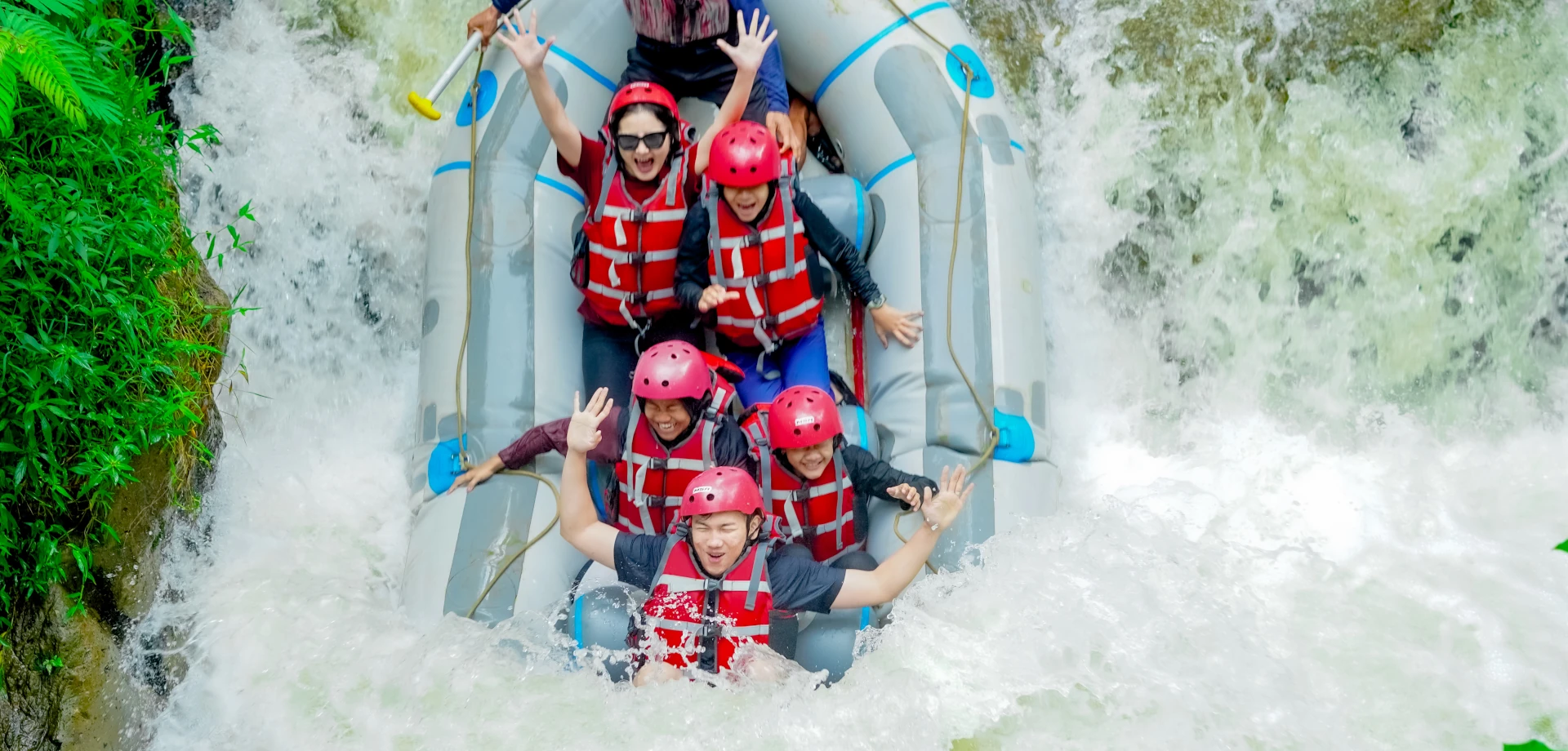 Denio Outbound Indonesia - Rafting 1 Hero