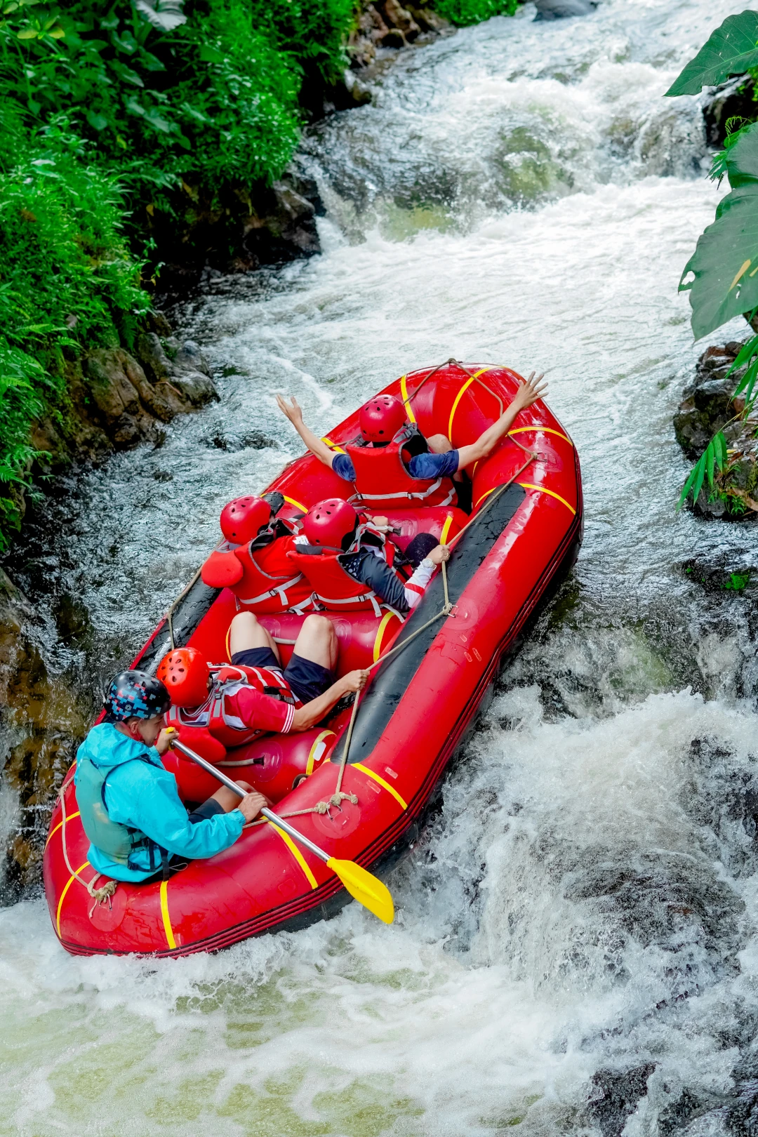 Denio Outbound Indonesia - Rafting 12