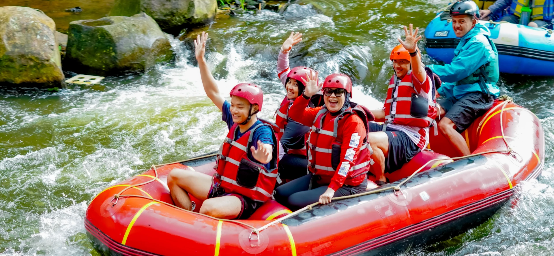 Denio Outbound Indonesia - Rafting 2 Parallax